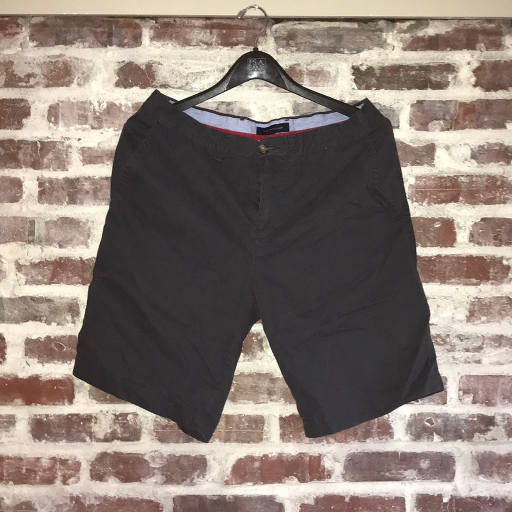 Tommy Hilfiger Men’s Dark Grey Shorts